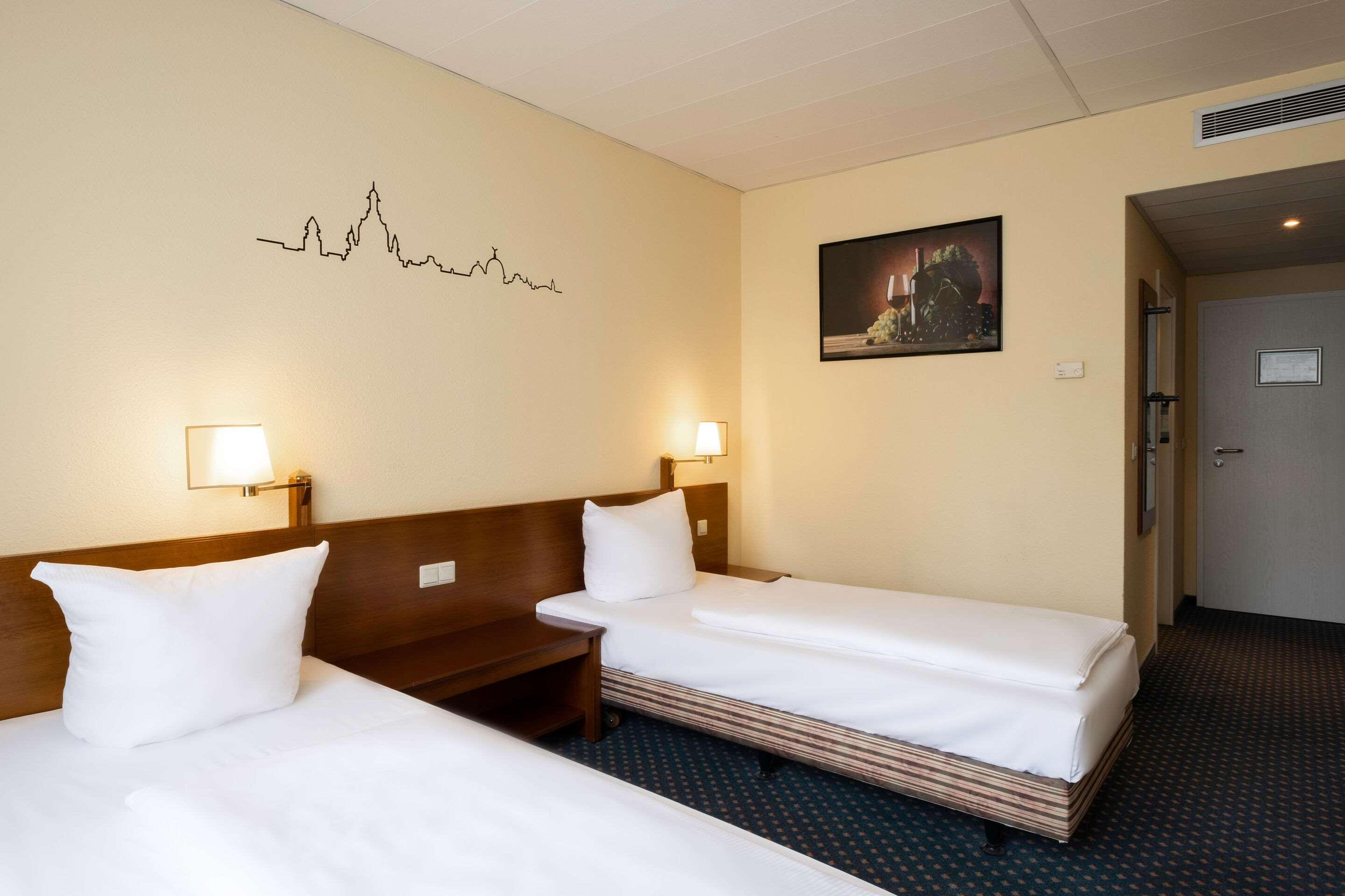 Quick Hotel Dresden West Kesselsdorf Bagian luar foto