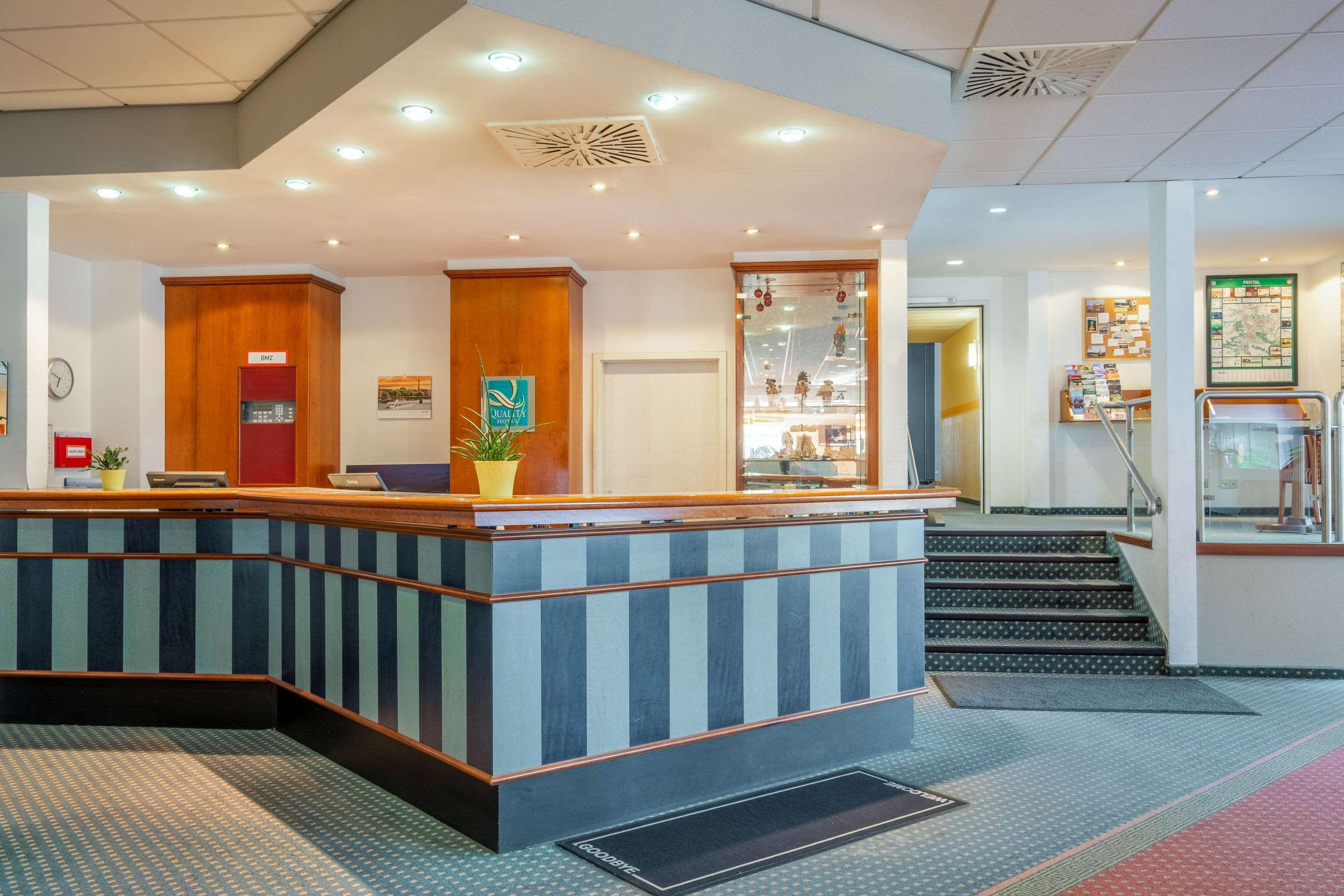 Quick Hotel Dresden West Kesselsdorf Bagian luar foto